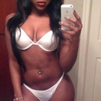 Kayla, 28  female escort, Winston-Salem