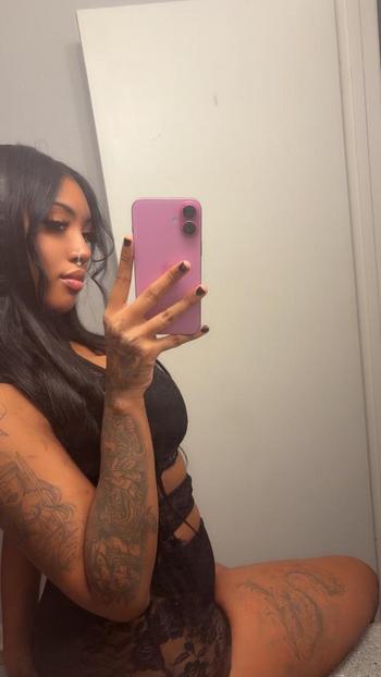 Nuni, 21  female escort, Winston-Salem