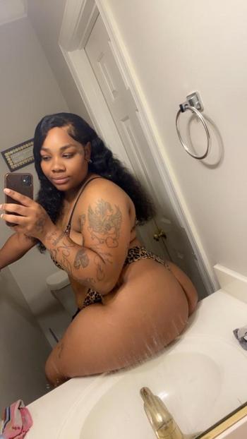 Fancy, 25  female escort, Winston-Salem